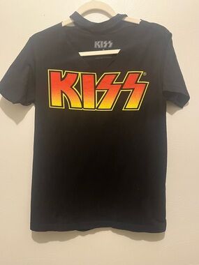 Super Rare Vintage KISS Band Logo T-shirt Unisex Medium Cut Neck Tagless Black T